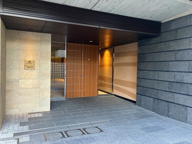 10/10 エントランス