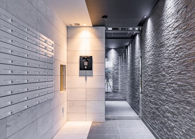 18/30 エントランス