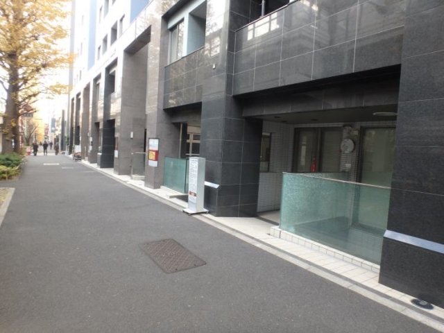 2/3 エントランス