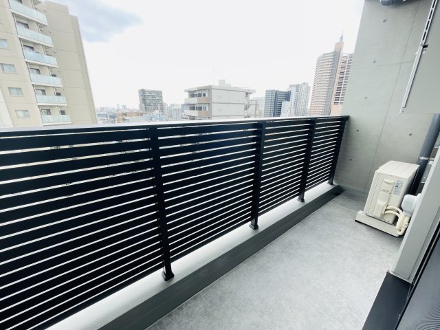 18/23 バルコニー