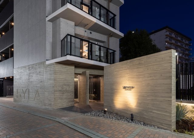 8/11 エントランス