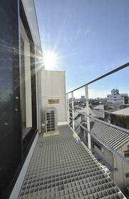 13/16 バルコニー