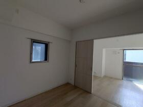 13/16 バルコニー