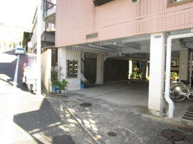 2/2 エントランス