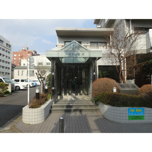 14/15 エントランス