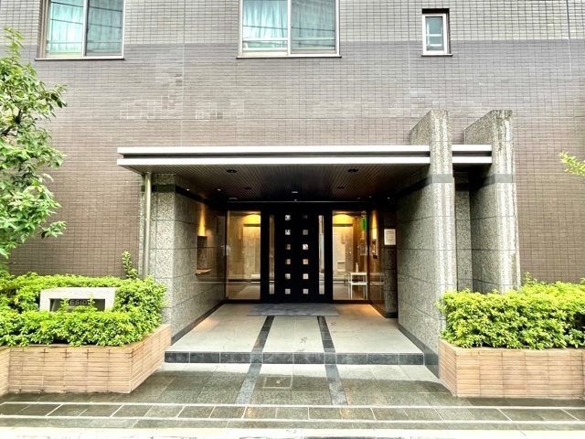 21/24 エントランス