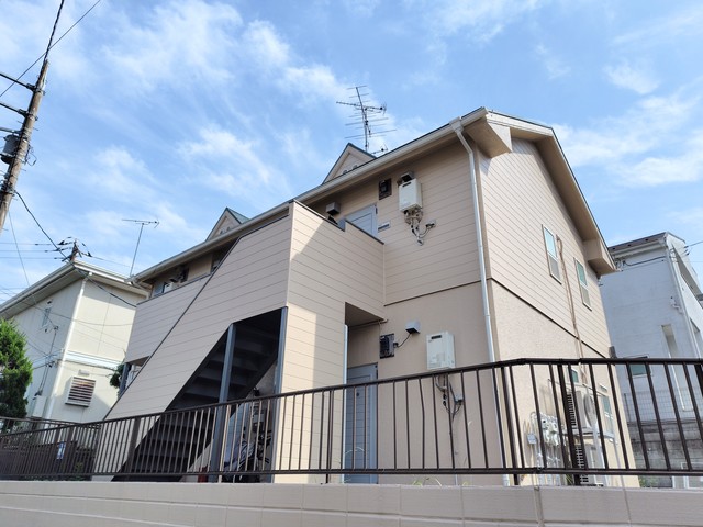 16/22 エントランス