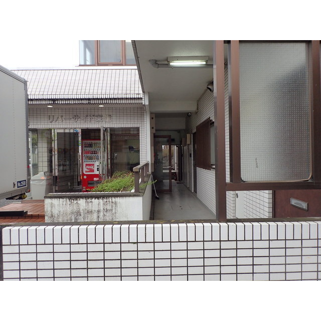 19/21 エントランス