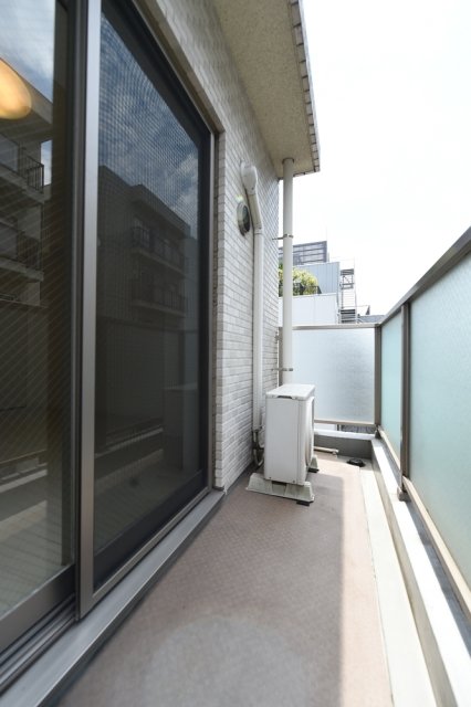 19/30 バルコニー