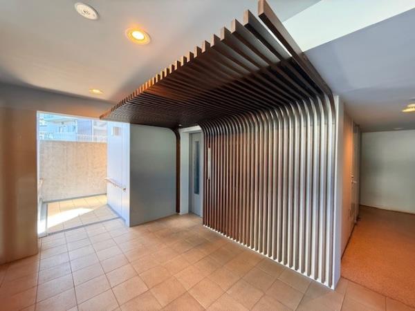 13/20 エントランス