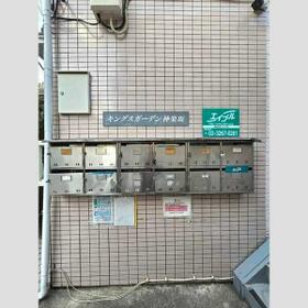 16/16 エントランス