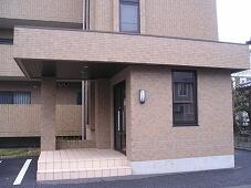 15/16 エントランス