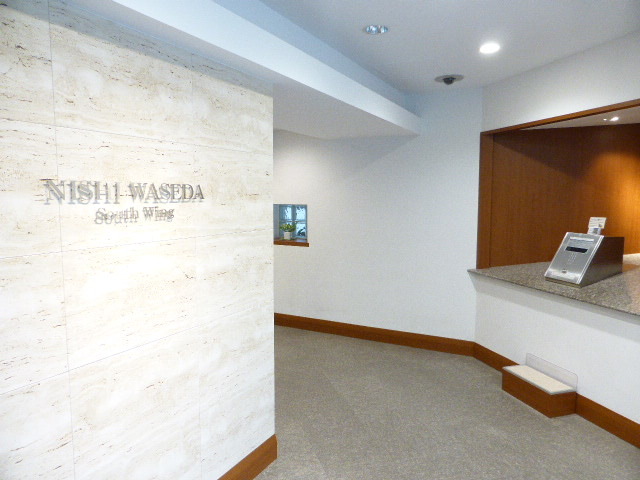 4/4 エントランス