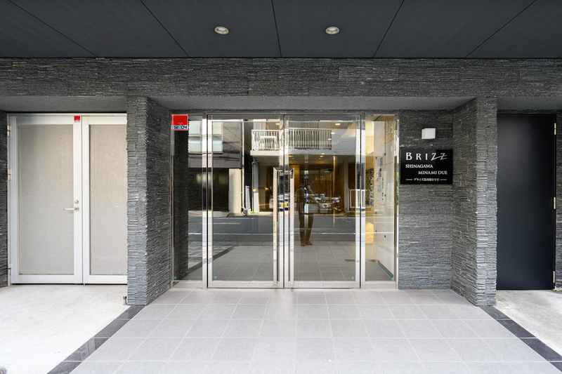 15/15 エントランス