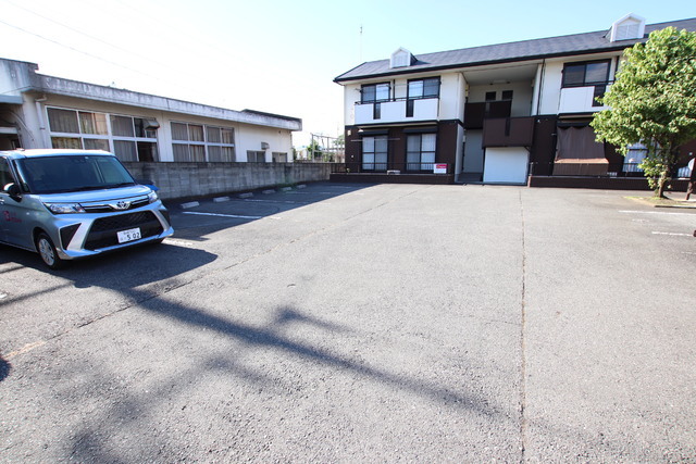 22/22 駐車場