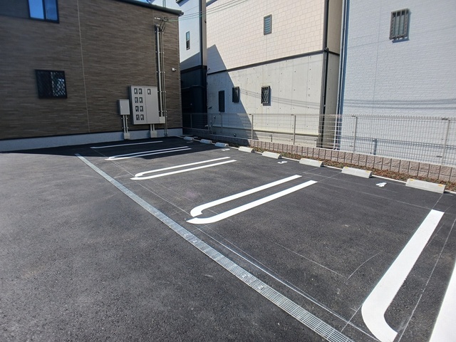 14/20 駐車場