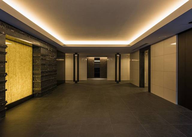 2/5 エントランス