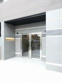 14/15 エントランス