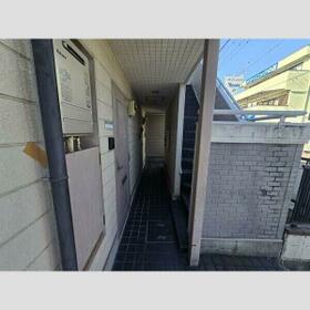 15/16 エントランス