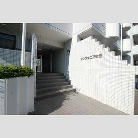 2/2 エントランス