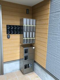 16/16 エントランス