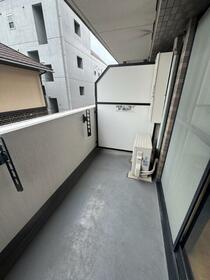 13/16 バルコニー