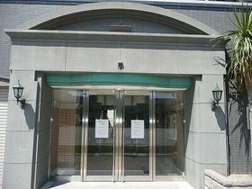 15/16 エントランス