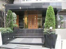 13/13 エントランス