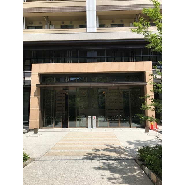 3/7 エントランス