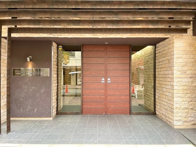 17/20 エントランス