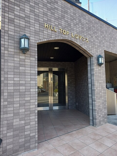 14/23 エントランス