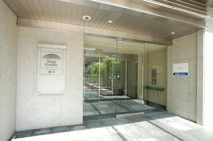 15/19 エントランス