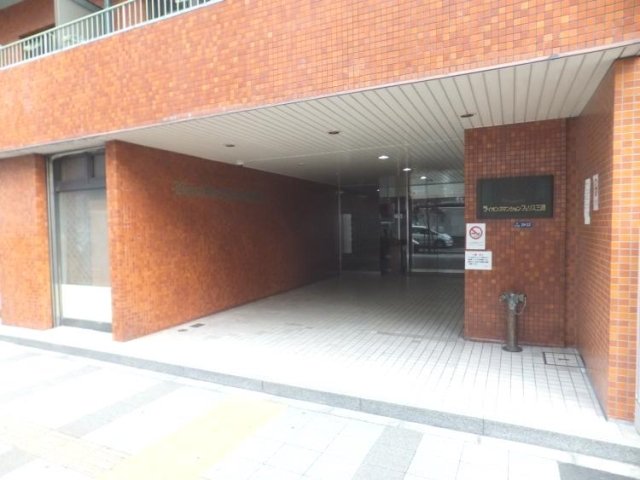 9/10 エントランス