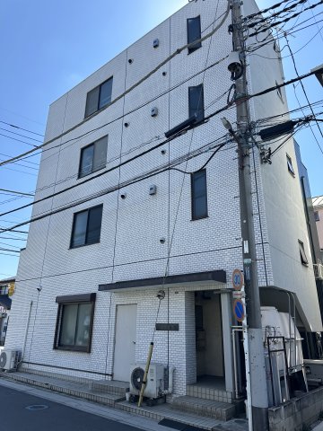 16/26 エントランス