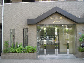 16/16 エントランス