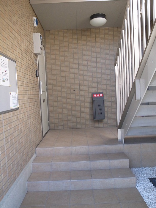 15/18 エントランス