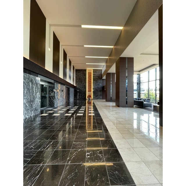 3/3 エントランス