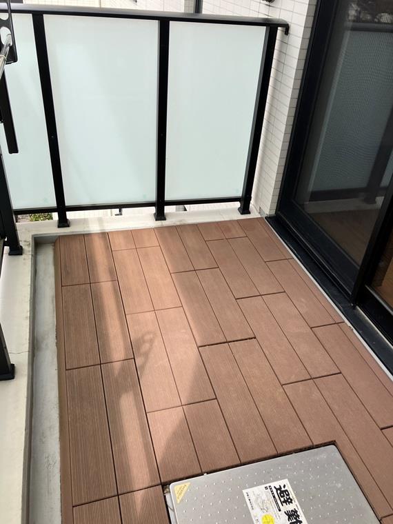 13/18 バルコニー