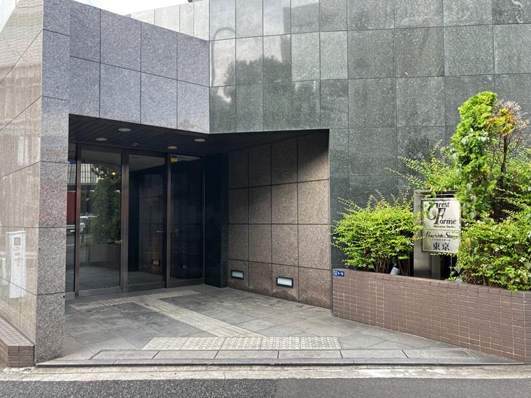 18/18 エントランス