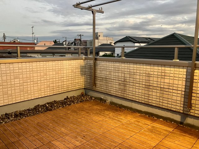 13/18 バルコニー