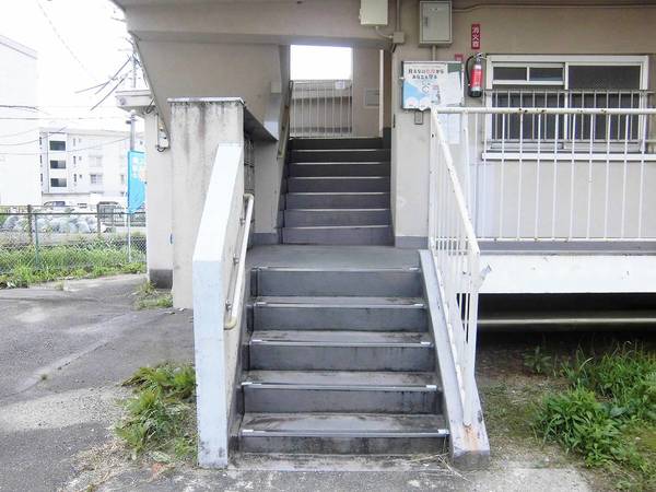 15/21 エントランス