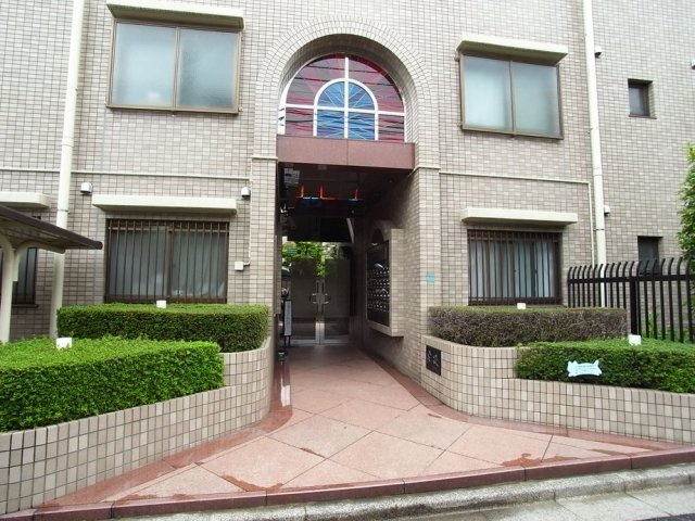 2/3 エントランス