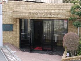 15/23 エントランス