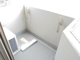 13/16 バルコニー