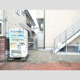 3/3 エントランス