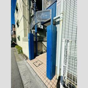 3/3 エントランス