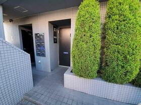 3/3 エントランス