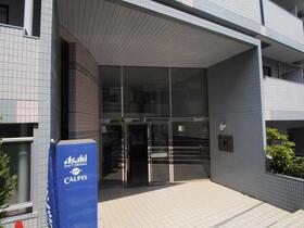 16/26 エントランス