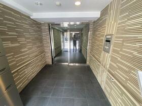 2/3 エントランス