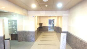 16/16 エントランス